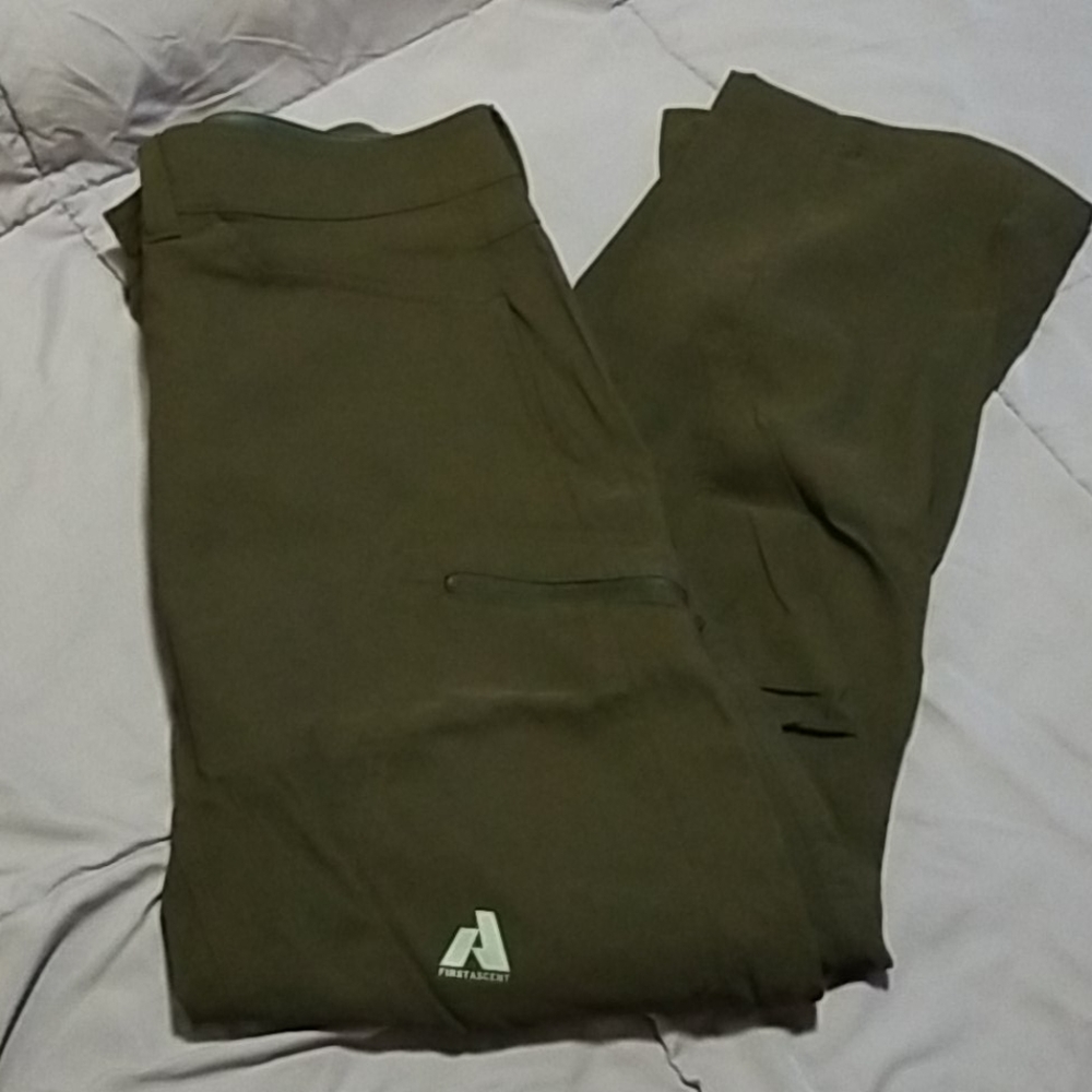 Eddie Bauer first ascent hiking pants
